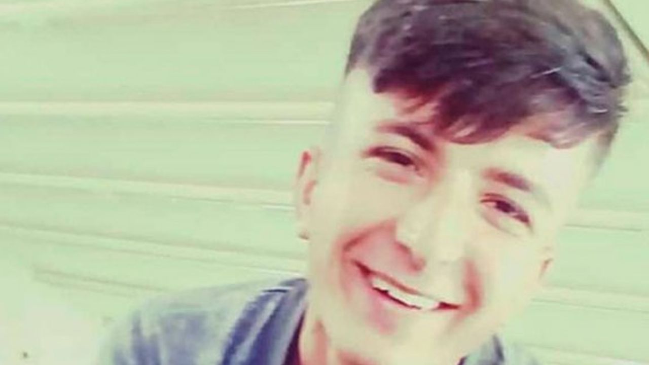 Düğünde feci olay: Elinde havai fişek patladı