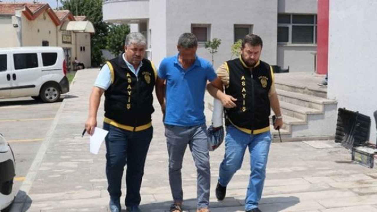Hırsız kolundaki alçı ile yakayı ele verdi