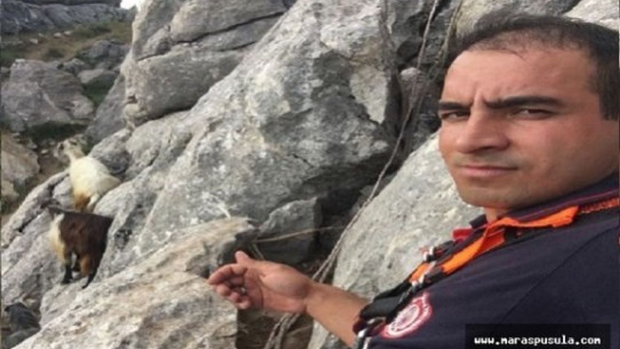 Kahramanmaraş'ın Göksun İlçesinde kayalıklarda mahsur kalan keçiler kurtarıldı