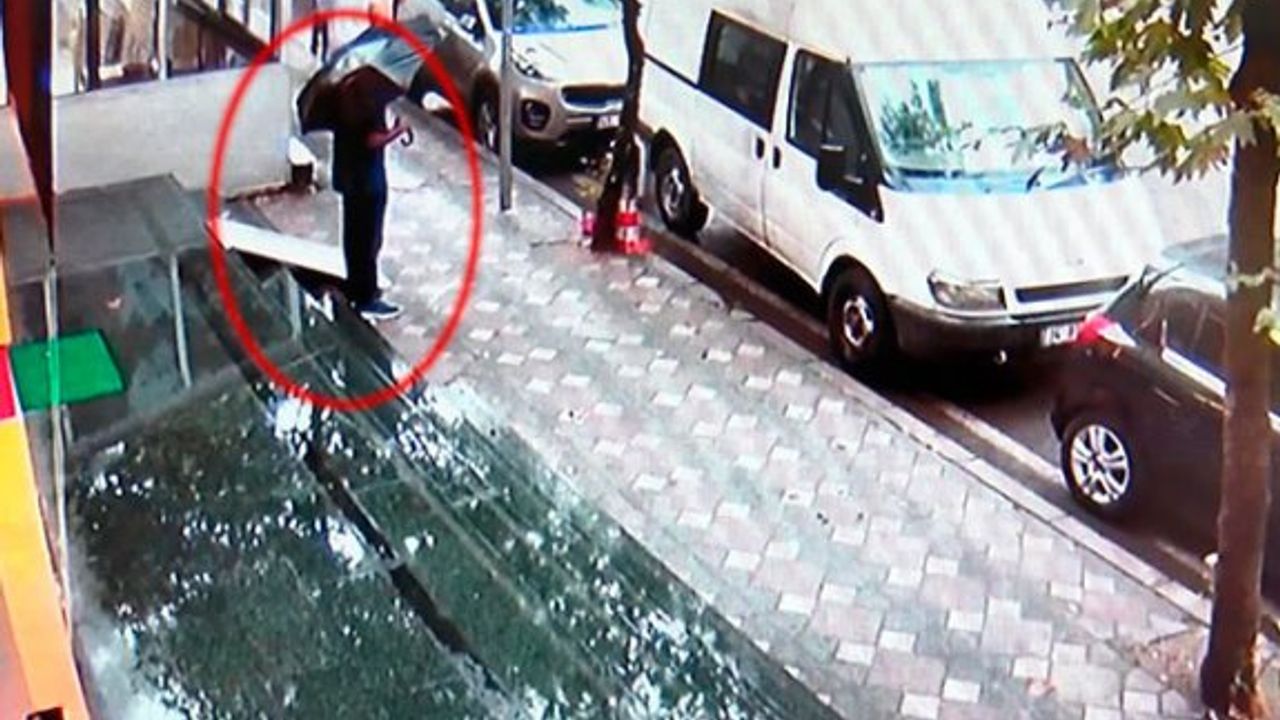 Kocaeli'nin Gebze ilçesinde akıl almaz olay: Engelli rampasını çaldı