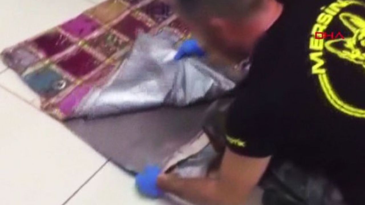 Polis bile şaşkına döndü Masa örtüsü ile uyuşturucu kaçakçılığı