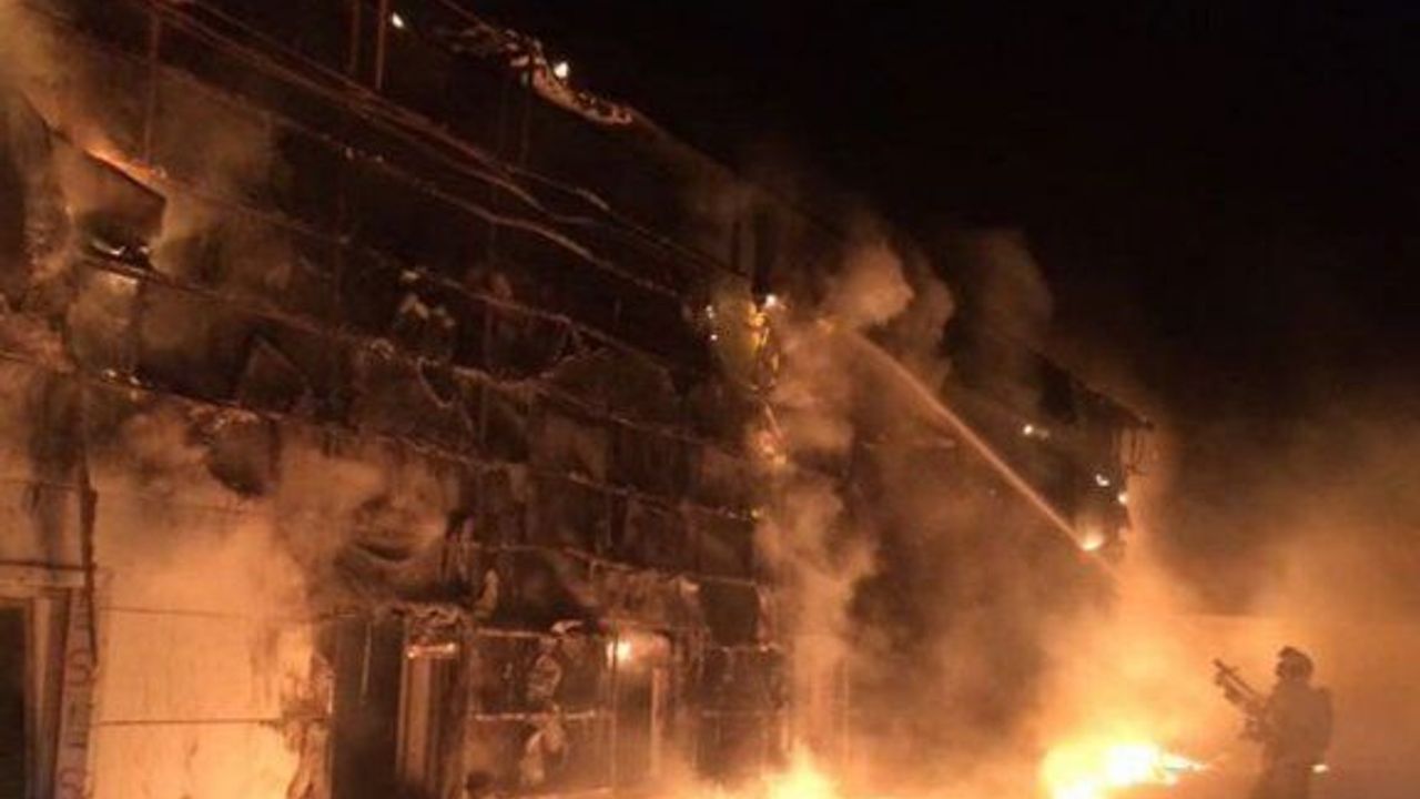 Bandırma Devlet Hastanesi ek binası inşaatı cayır cayır yandı!