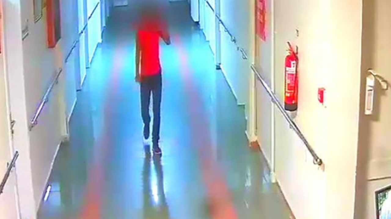 Hasta odalarından cep telefonu çalan hırsız güvenlik kameralarına yansıyıp, yakayı ele verdi