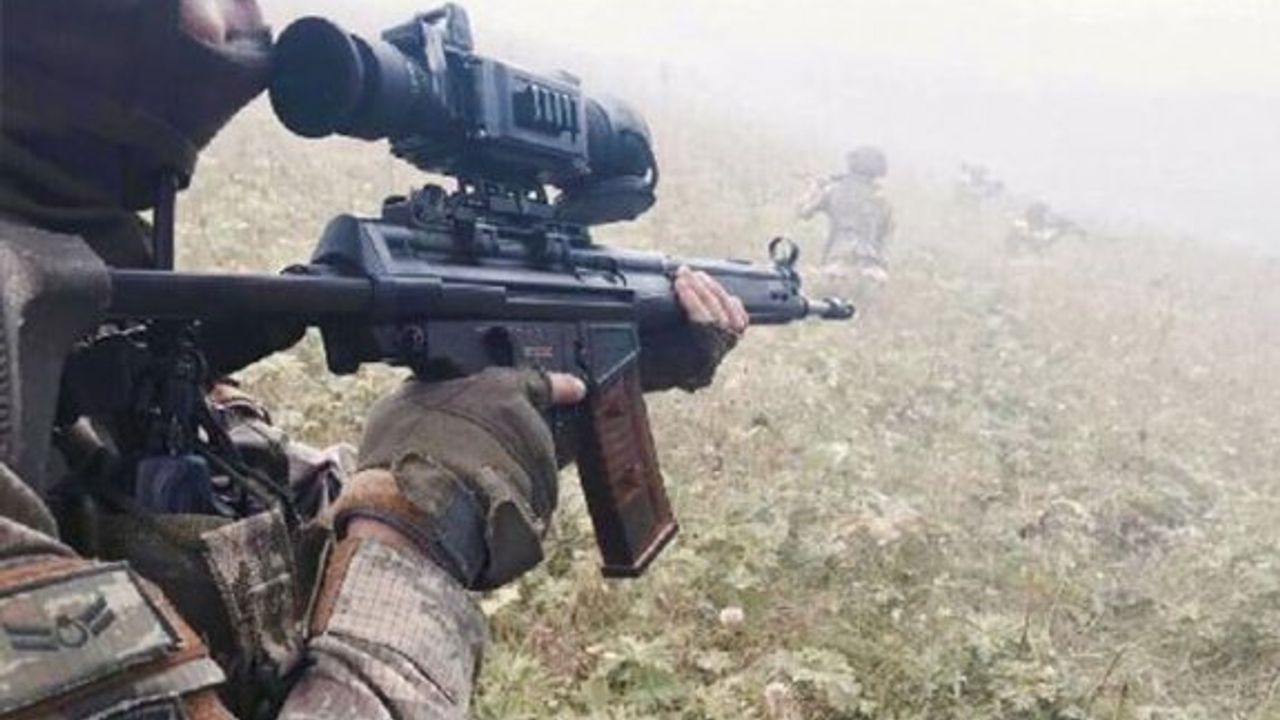 Nazımiye'de çatışma: 1 PKK'lı terörist öldürülerek etkisiz hale getirildi!