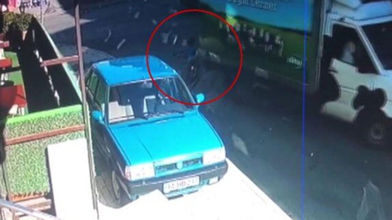 Sancaktepe'de feci olay! 3 yaşındaki çocuk kamyonun altında kalarak feci şekilde hayatını kaybetti