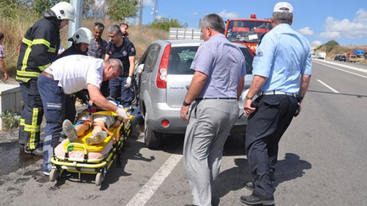 Tekirdağ'da feci kaza! Otomobil direğe çarptı; emekli astsubay yaşamını yitirdi