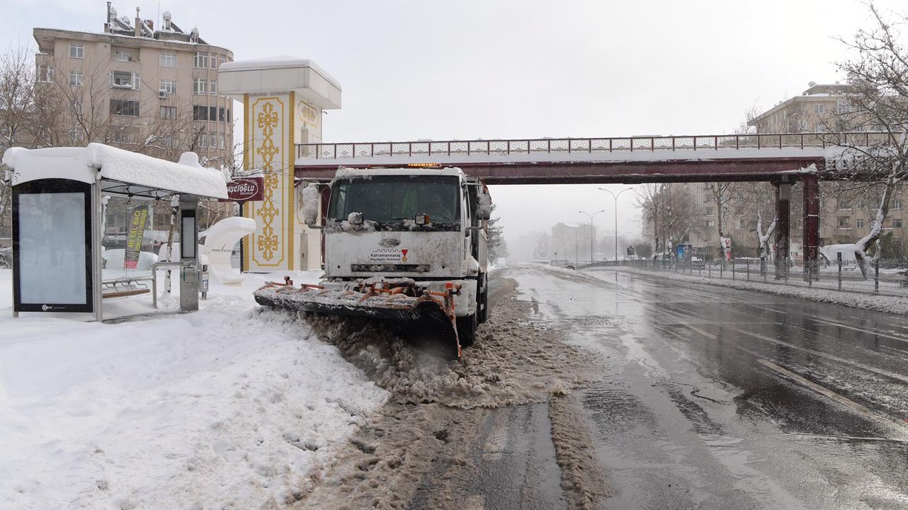 Kahramanmaraş'ta Son 20 Yılın En Yüksek Kar Yağışı