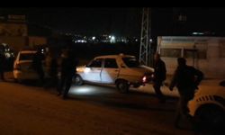 Polisin “Dur” ihtarına uymayan araçta özel yapım silah ele geçirildi