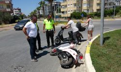 Motosiklet ile otomobil kavşakta çarpıştı: 2 yaralı
