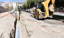 Büyükşehir, Ahır Dağı Caddesi’nde Altyapı İmalatlarına Hız Verdi