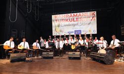 Onikişubat Belediyesi’nin Kahramanlık Türküleriyle Cumhuriyet Konseri’ne yoğun ilgi