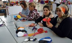 Kadınlar Büyükşehir Belediyesinin Atölyelerinde Meslek Öğreniyor