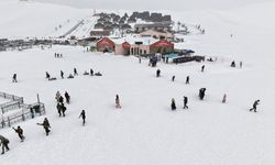 Akdeniz’in Kayak Merkezi Yedikuyular’a İlgi Yoğun