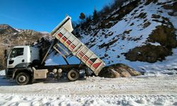 Onikişubat Belediyesi’nden kırsalda aralıksız karla mücadele