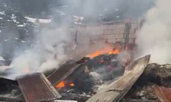 Kahramanmaraş’ta Ahır Yangını  Paniğe Neden Oldu