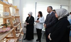 Onikişubat Belediyesi Kadın Emeği Seramik Atölyesi’nin eserleri görücüye çıktı
