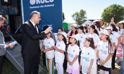 Celal Karatüre’nin sahne aldığı TÜGVA Yaz Okulları, kapanış programı ile sona erdi