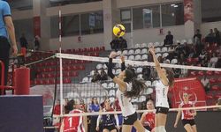 Kahramanmaraş’ın Sultanları Set Vermedi: Antepia’yı 3-0 Mağlup Etti!