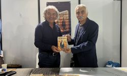 Karakoç, Kahramanmaraş Kitap Fuar’ında Okurlarıyla Buluştu