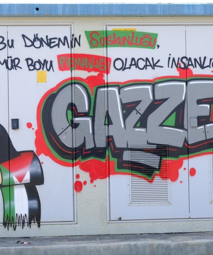 Onikişubat Belediyesi, Filistin temalı grafitilerle trafoları vicdan anıtına dönüştürdü