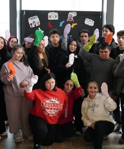 DOKMER’de Sevgi Kazandı: Down Sendromlular Günü’ne Renkli Kutlama