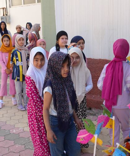 Onikişubat Belediyesi’nden Yaz Kur’an Kurslarına ‘Camiler Çiçek Açtı’ ile anlamlı destek