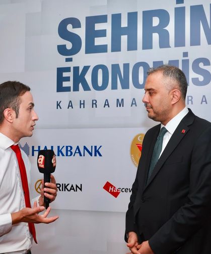 Başkan Toptaş, Şehrin Ekonomisi Zirvesi’nde Onikişubat’ın Kalkınma Vizyonunu Anlattı
