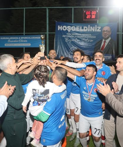 DULKADİROĞLU KUPASI’NDA ŞAMPİYON BELLİ OLDU
