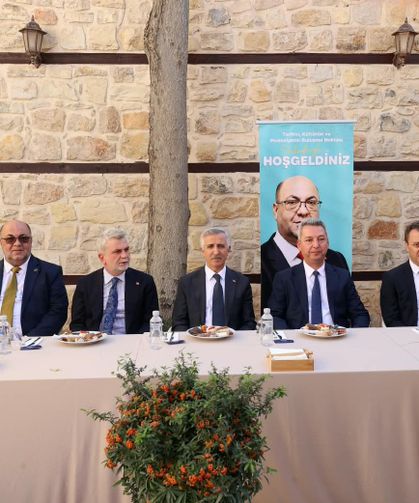 DULKADİROĞLU’NDA KÜLTÜR VE SANATA YENİ BİR SOLUK: AVLU1890 GÖRKEMLİ TÖRENLE AÇILDI