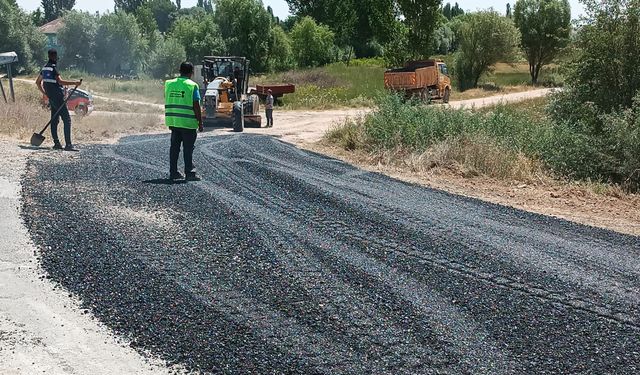 Afşin ve Ekinözü’nde Kırsal Mahallelerin Ulaşımını İyileştiriyor