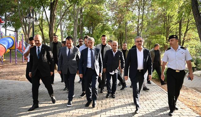 Başkan Güngör ve Vali Ünlüer, Şehirde Ziyaretlerini Sürdürüyor