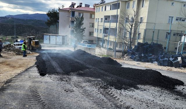 Büyükşehir, Andırın Kırsalında Yol Yenilemelerini Sürdürüyor