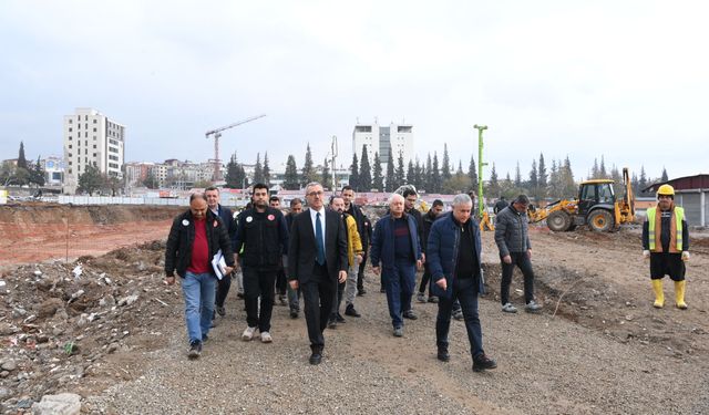 Başkan Güngör: “Şehir Merkezine 10 Bin Konut ve İş Yeri Yapılıyor”