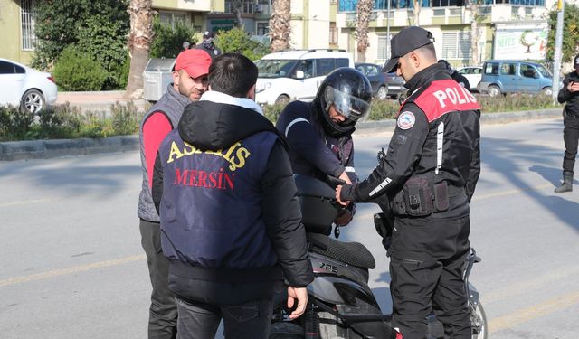 Polis ekiplerinden şok uygulama: 8 çalıntı motosiklet ele geçirildi