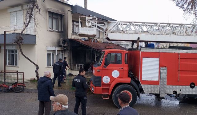 Müstakil evde çıkan yangın korkuttu: 1 kişi dumandan etkilendi!