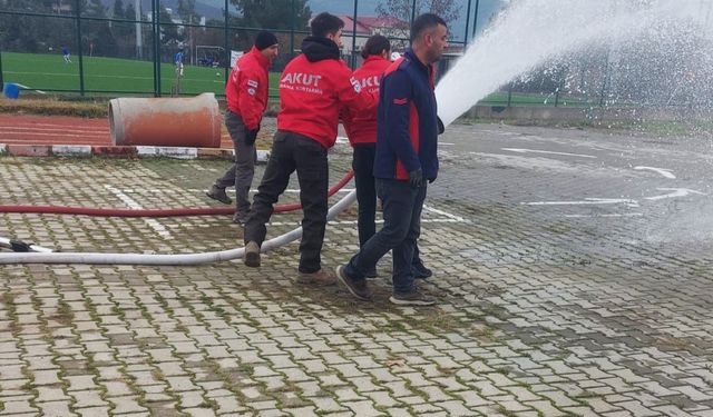 Büyükşehir İtfaiyesi, Eğitim ve Tatbikatlarını Sürdürüyor!