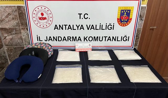 Yolcu yastığına saklı 6 kilo uyuşturucu madde ele geçirildi