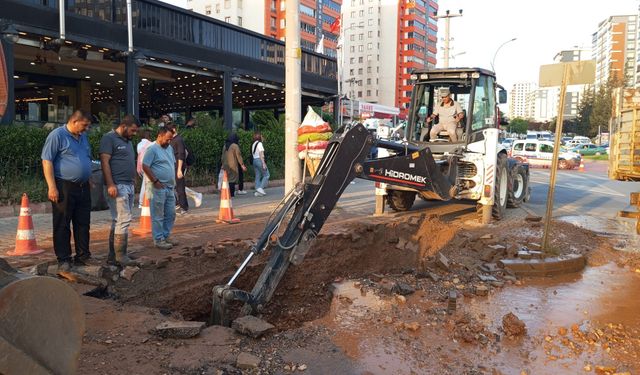 Karasu Bulvarı’ndaki İçmesuyu Arızasına KASKİ’den Müdahale