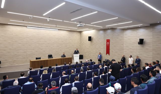 Başkan Toptaş’ın müjdesiyle belediye personeli çifte bayram yapacak