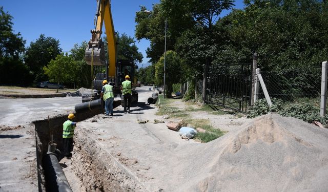 Merkez Mahallelere Yeni İçmesuyu Hattı