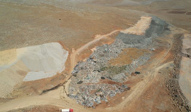 Büyükşehir, Kuzey İlçelerdeki Çöplerin Bertaraf ve Islahını Gerçekleştiriyor