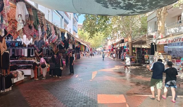 Büyükşehir, Sağlık Turizminin Gözdesi Ilıca’da Detaylı Temizlik Gerçekleştirdi