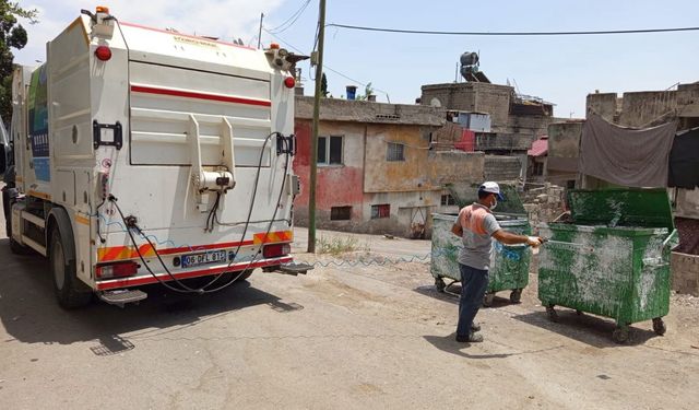 Onikişubat Belediyesi’nden bayramda alkış alan temizlik harekâtı