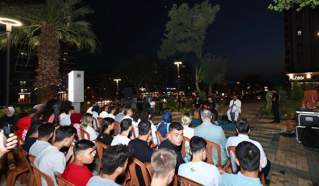 Abdal Halil Ağa Parkı’nda Eli Türkoğlu rüzgarı esti