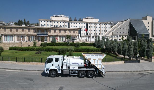 Dulkadiroğlu Belediyesine, Yeni Sathi Kaplama Aracı Eklendi