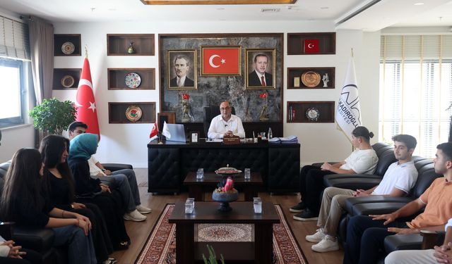 Dulkadiroğlu Belediyesi’nden YKS Başarısına Büyük Destek