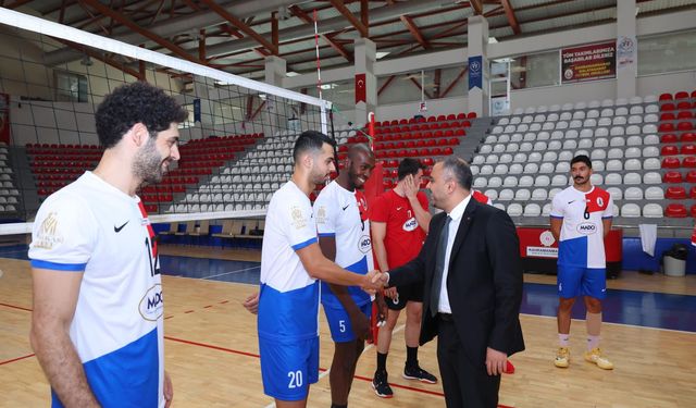 Onikişubat’ın Yeni Gururu: Belediyespor Voleybol Takımı resmen kuruldu