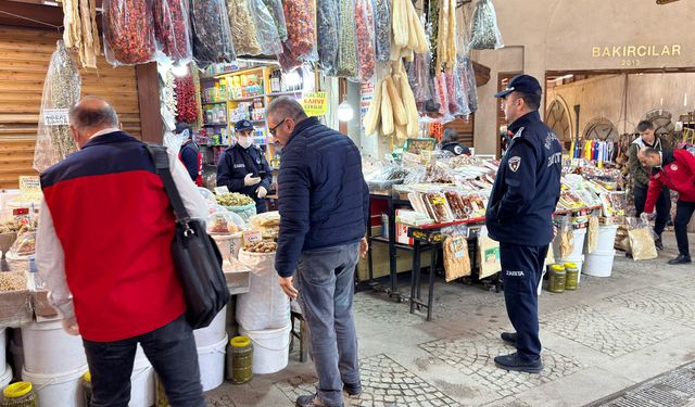 Kahramanmaraş Kapalı Çarşı'da Gıda Denetimi Yapıldı