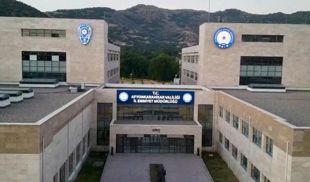 Kahramanmaraş'ta Bebeğe Şiddet Davasında Aranan Hemşire Polise Teslim Oldu