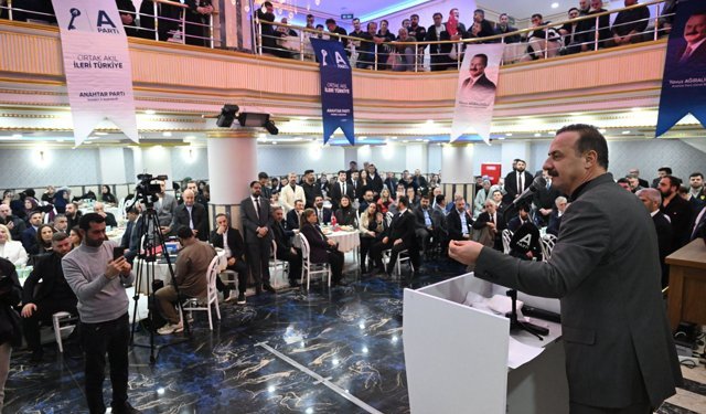 Yavuz Ağıralioğlu: Siyasette Rekabet Kalite Getirir